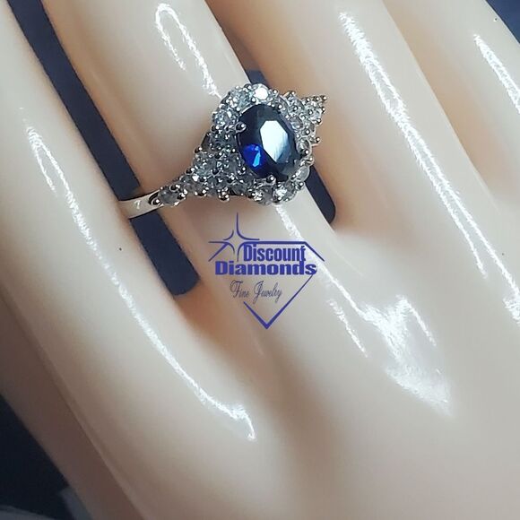 3.0 Ct Sky Blue Sapphire & White Baguette Diamond Cocktail Ring on 925 Silver - Picture 8 of 12